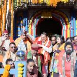 श्री केदारनाथ धाम के कपाट खुले, पुष्प वर्षा के साथ जयकारों से गूंजा धाम, पीएम ने दी बधाई